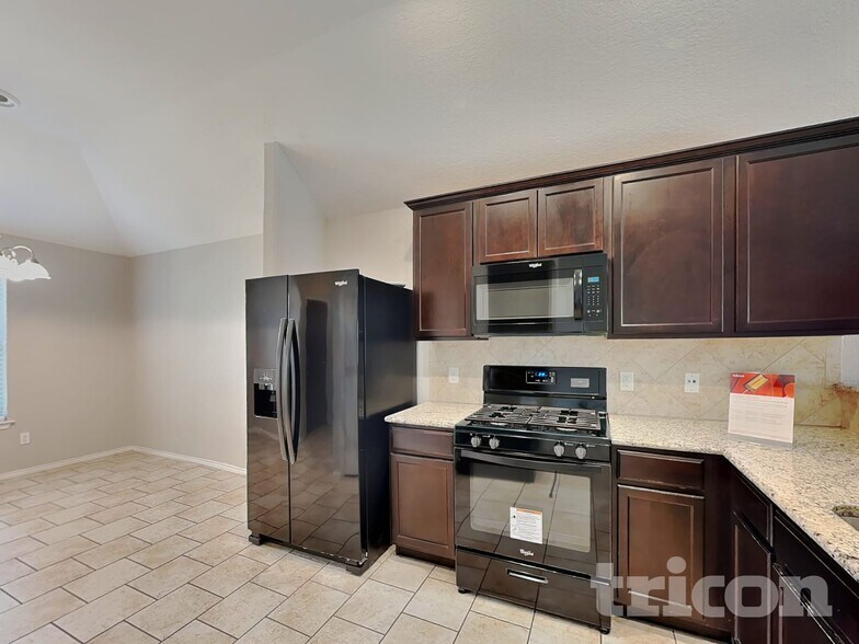 Building Photo - 6411 Candlepass Dr