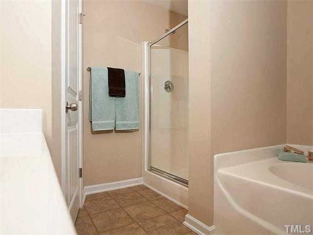 Building Photo - 2609 Benevolence Dr