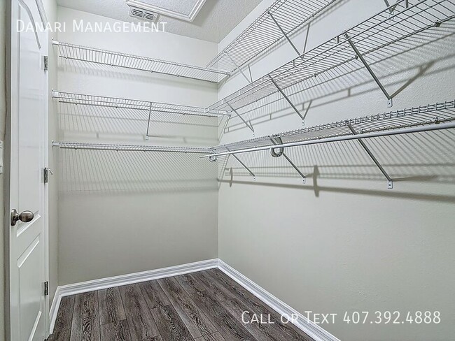 Building Photo - 3975 Silverstream Terrace