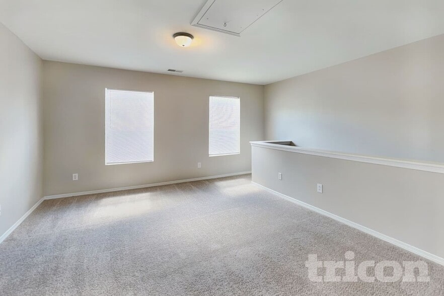 Building Photo - 6304 Ziegler Ln