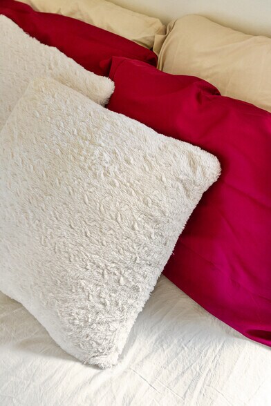 Building Photo - 601 S Walnut St