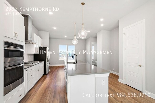 Building Photo - 2902 Kempthorne Rd