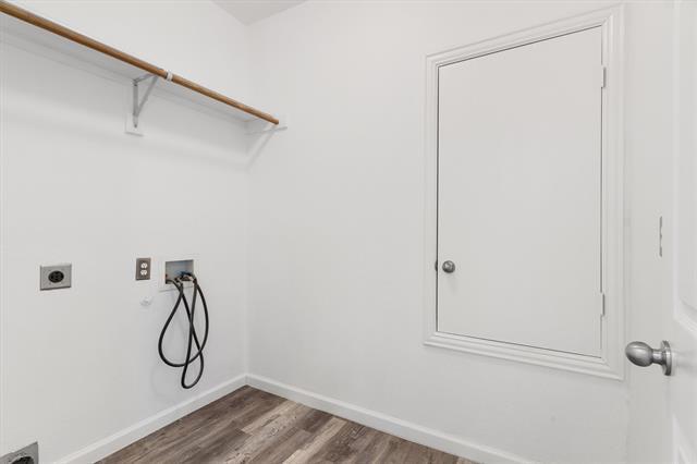 Building Photo - 2402 Wiley Farm