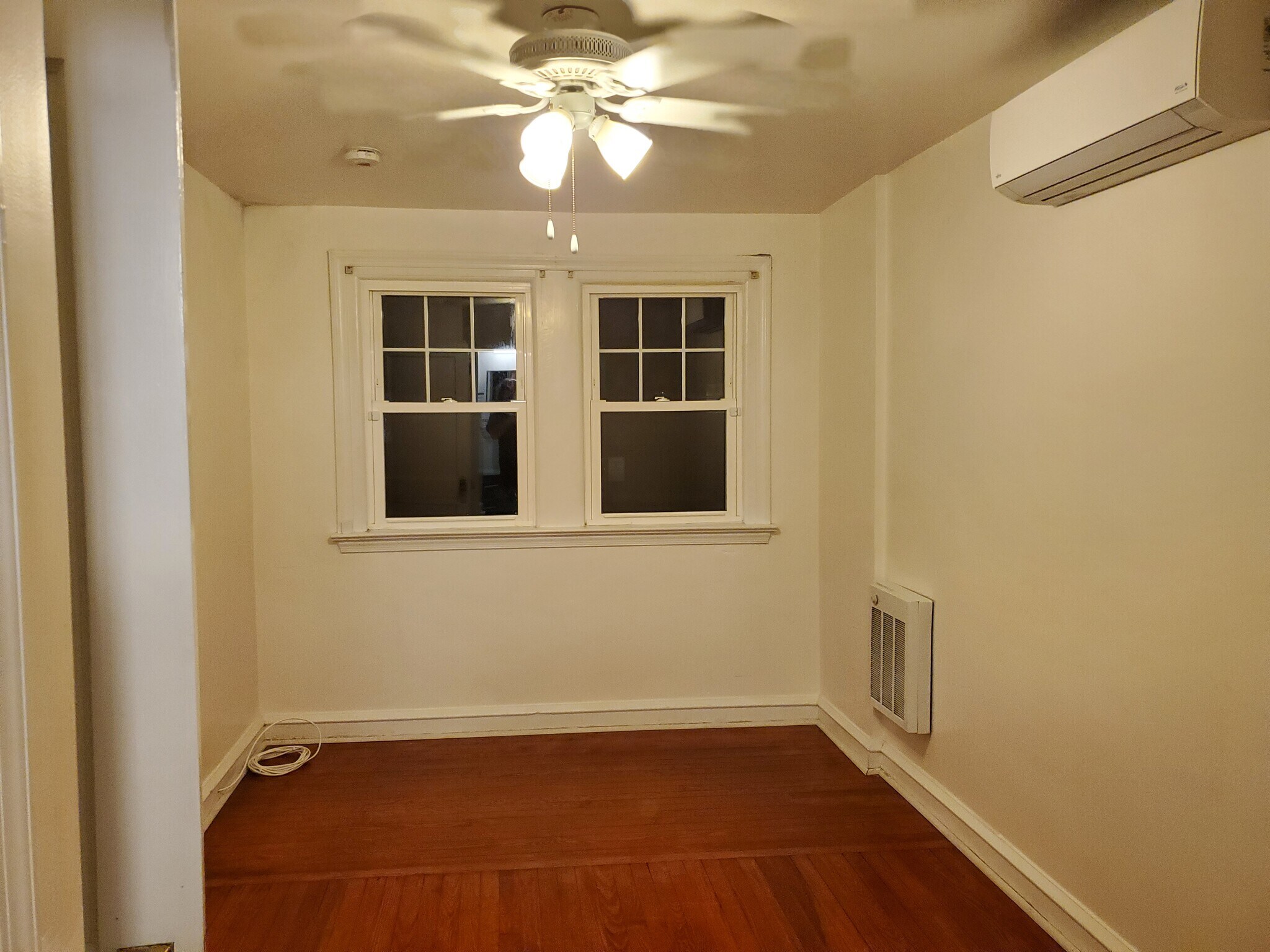 Building Photo - 2411 Patane Ave