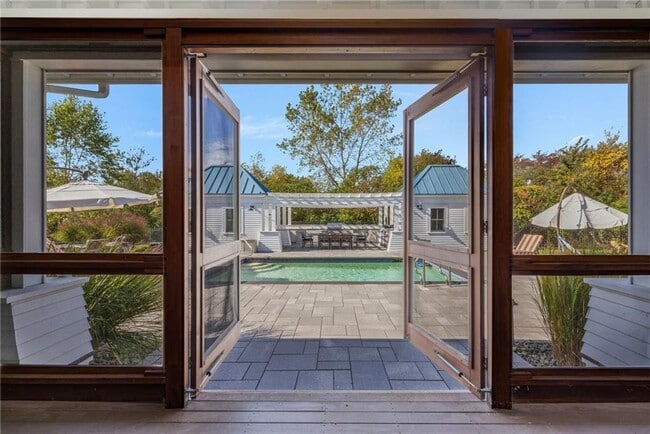 Building Photo - 46 Carnegie Heights Dr