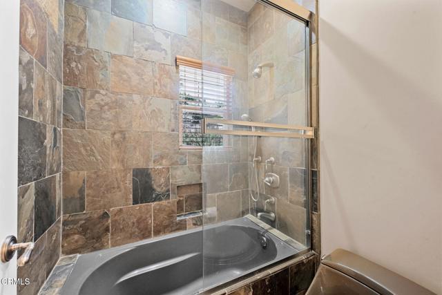 Building Photo - 3263 New York Dr