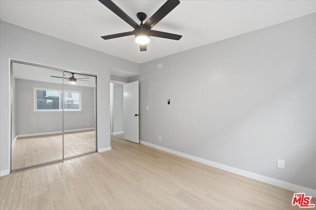 Building Photo - 3320 Pacific Ave