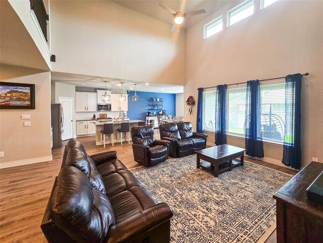 Building Photo - 31219 Gullwing Manor Dr