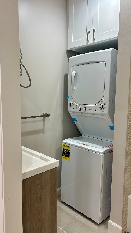 Building Photo - 329 E 219th St