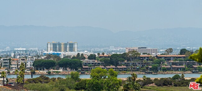 Building Photo - 7740 Redlands St
