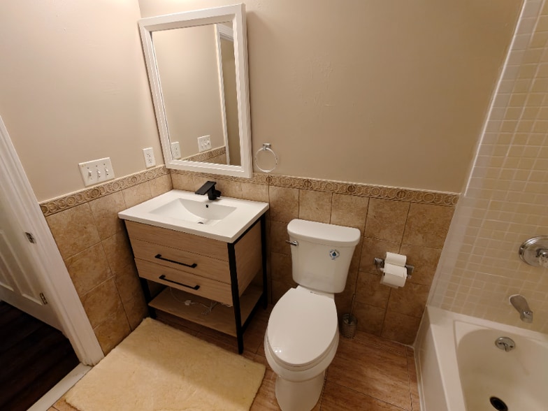 Building Photo - 39 Allen Pl