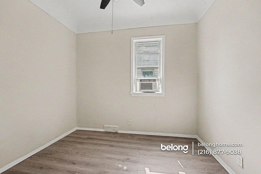 Building Photo - 3326 Walton Ave