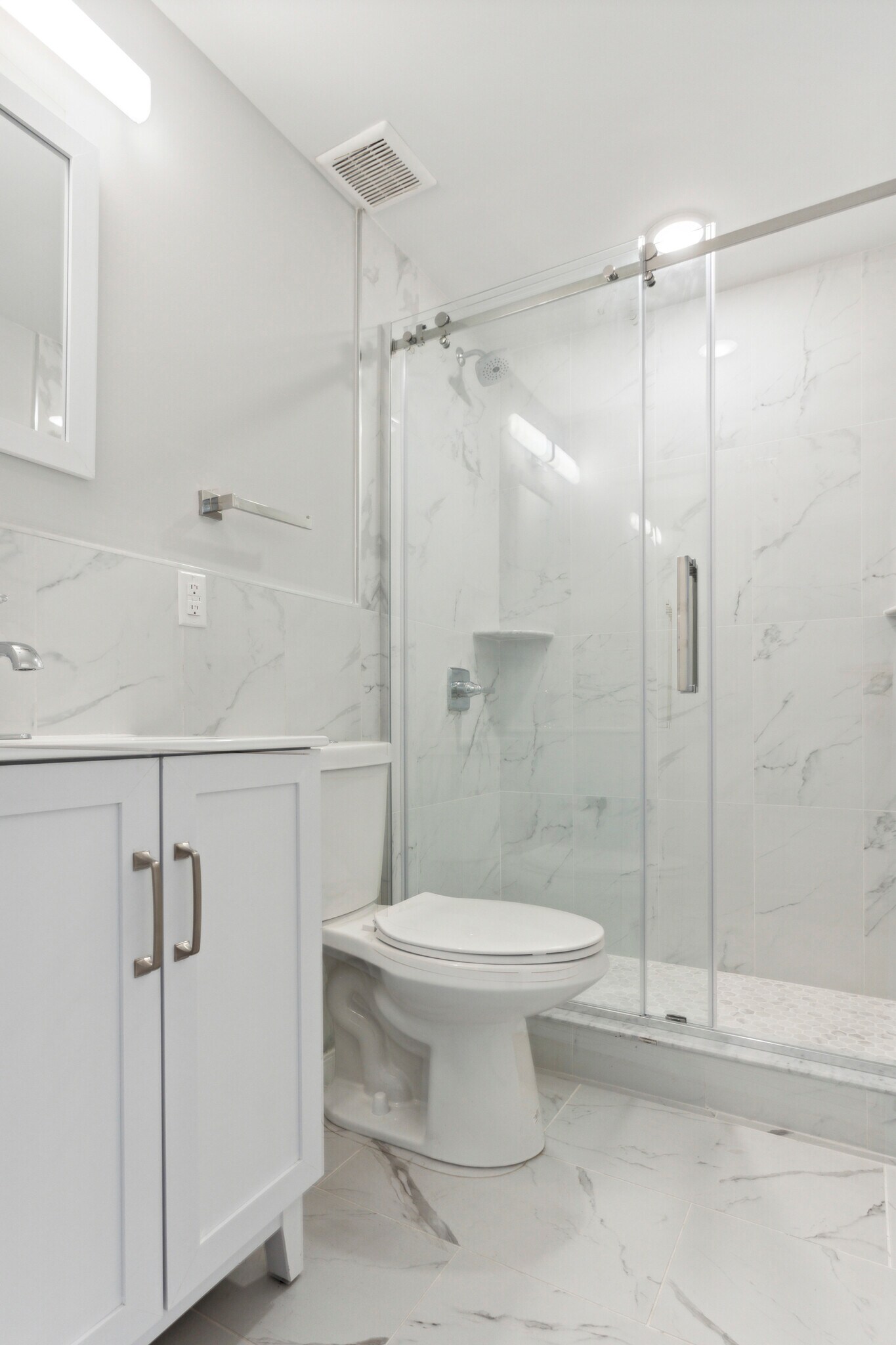 Building Photo - 1911 E Huntingdon St