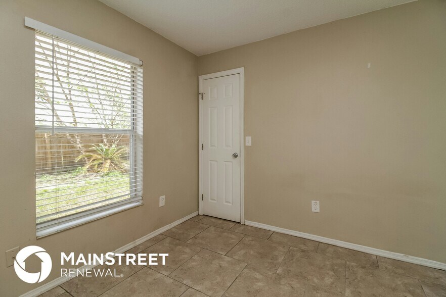 Building Photo - 313 Apopka Hills Cir
