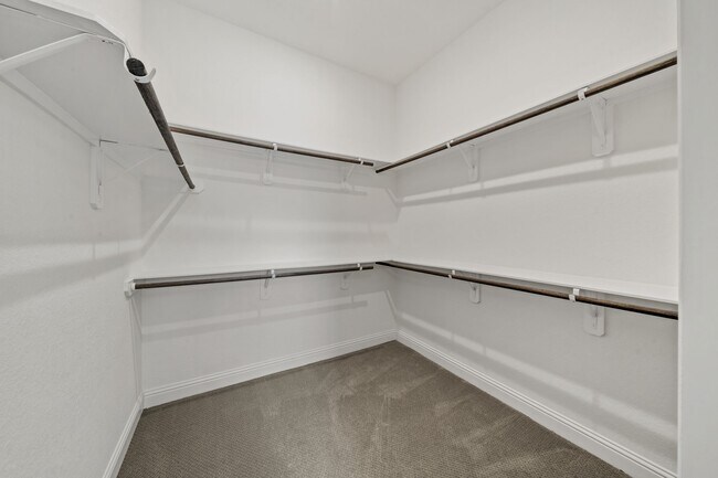 Building Photo - 18935 Wild Thornberry Dr