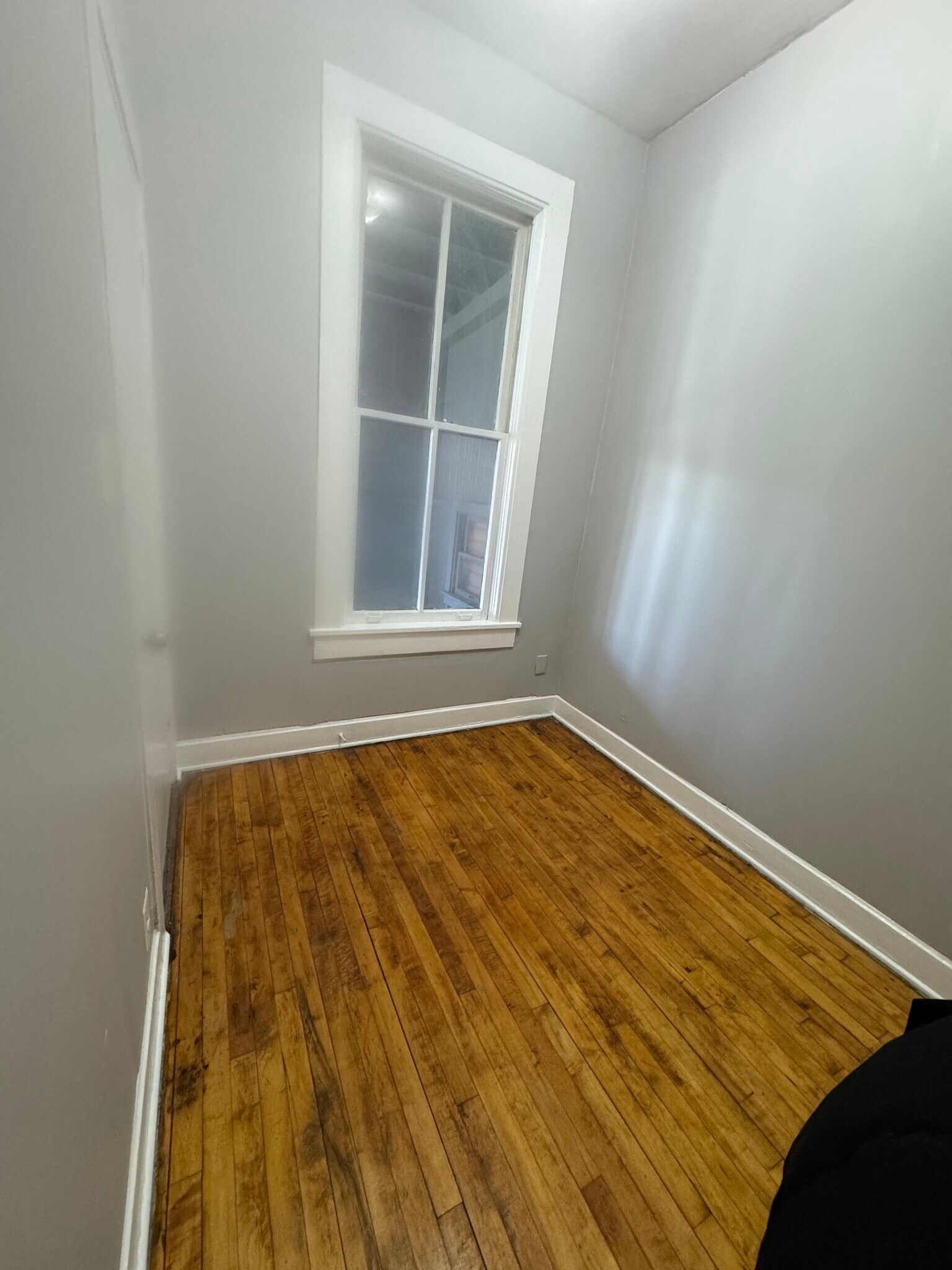 Building Photo - 3353 S Emerald Ave