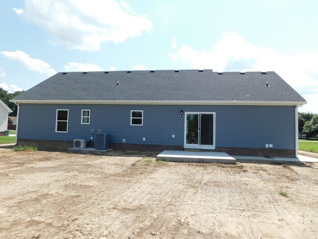 Building Photo - Ferry Pointe Subdivision