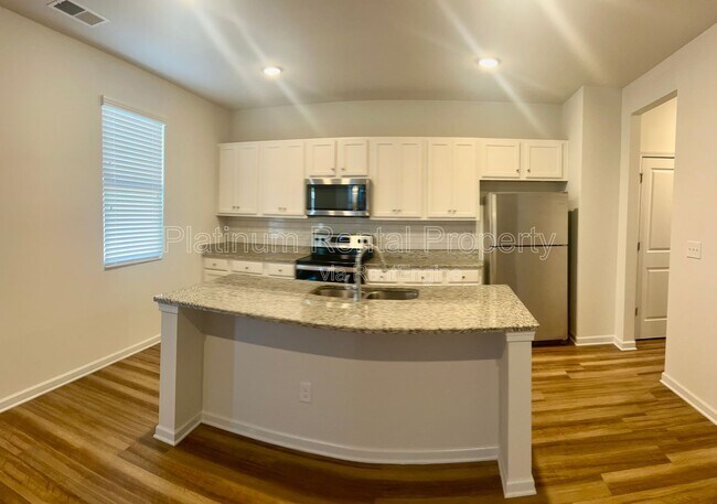 Building Photo - 541 Overo Dr