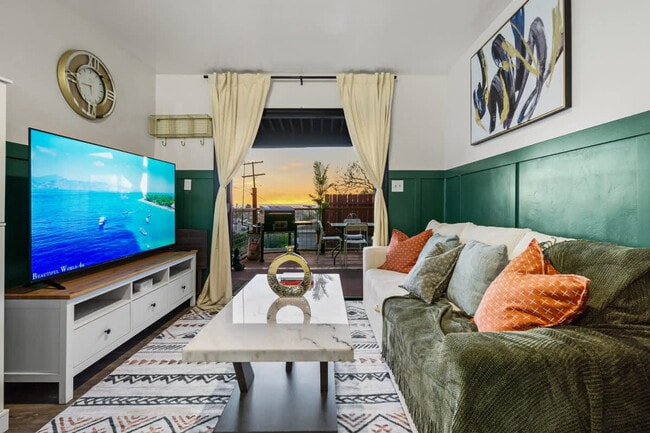 Building Photo - 5551 Churchward St