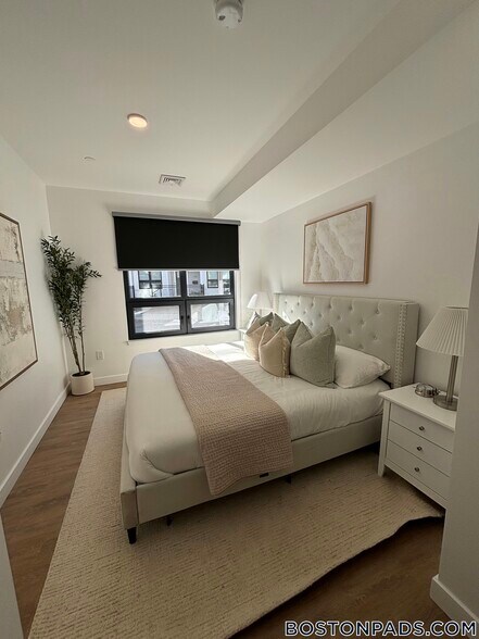 Building Photo - 199 Gardner St