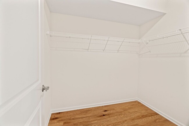 Building Photo - 2306 Palermo Dr