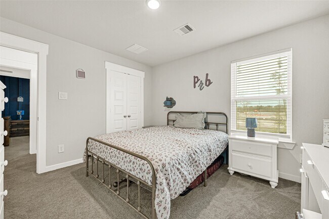 Building Photo - 30260 Kingston Heath Dr