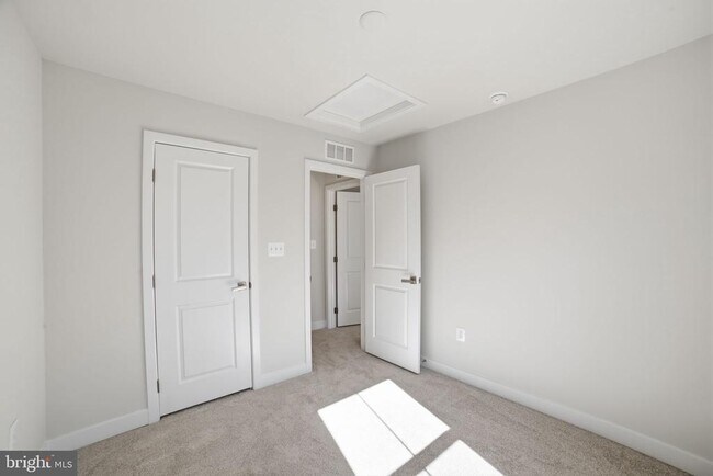 Building Photo - 6920 Braxton Spgs Wy