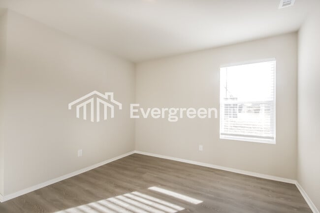 Building Photo - 6509 NW Kathleen St