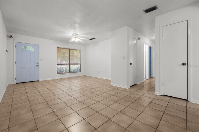 Building Photo - 4219 NW 30th Ter