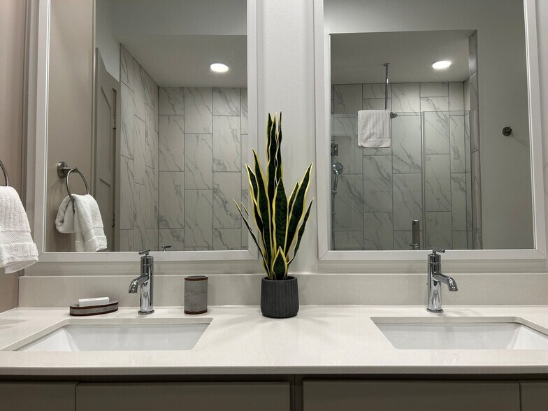 Building Photo - 13222 Ballantyne Corporate Pl