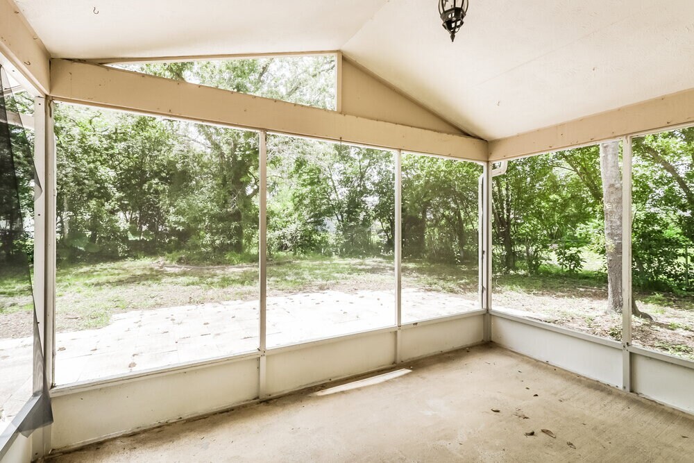 Building Photo - 13403 Woodward Dr