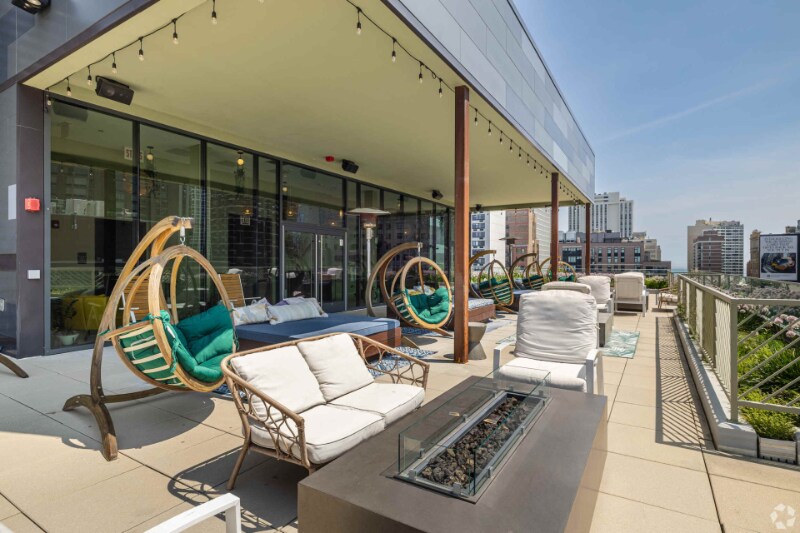 Building Photo - 120 W Division St