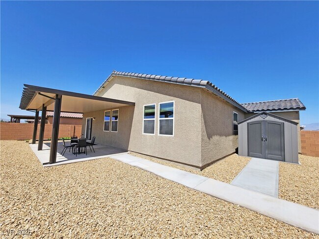 Building Photo - 3575 E Wallowa Dr