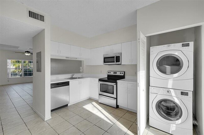 Building Photo - 50 Truman Dr