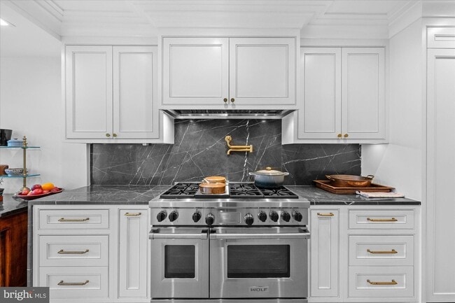 Building Photo - 1524 Swann St NW