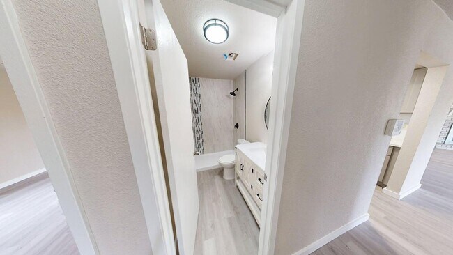 Building Photo - 2018 Shoemaker Dr