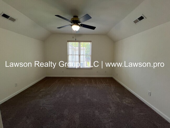 Building Photo - Beautiful Four Bedroom Home in "The Groves...