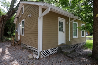 Building Photo - 522 1/2 Green Street
