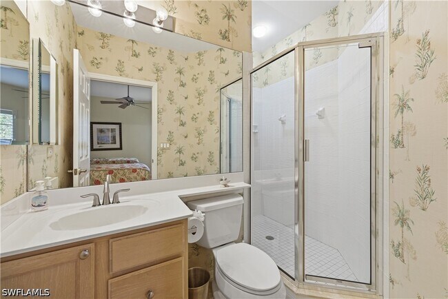 Building Photo - 27038 Oakwood Lake Dr