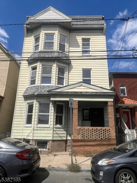 Primary Photo - 78 Napoleon St