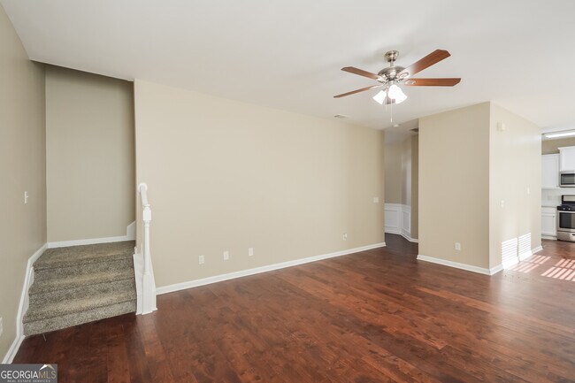 Building Photo - 20 Snapdragon Ln