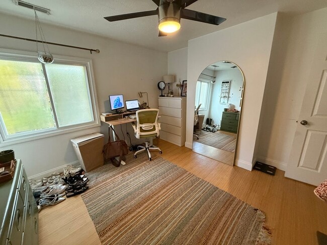 Building Photo - Renovated Lawrenceville 3 Bed/2 Bathroom H...