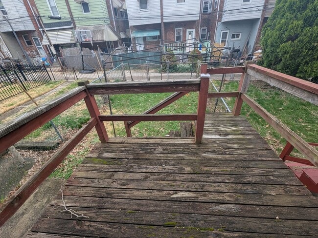Building Photo - Front Porch Row - Overbrook Park
