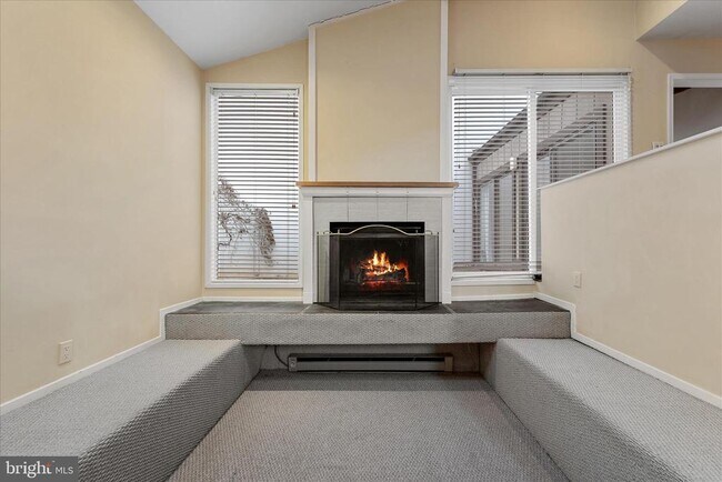 Building Photo - 2337 Glade Bank Way