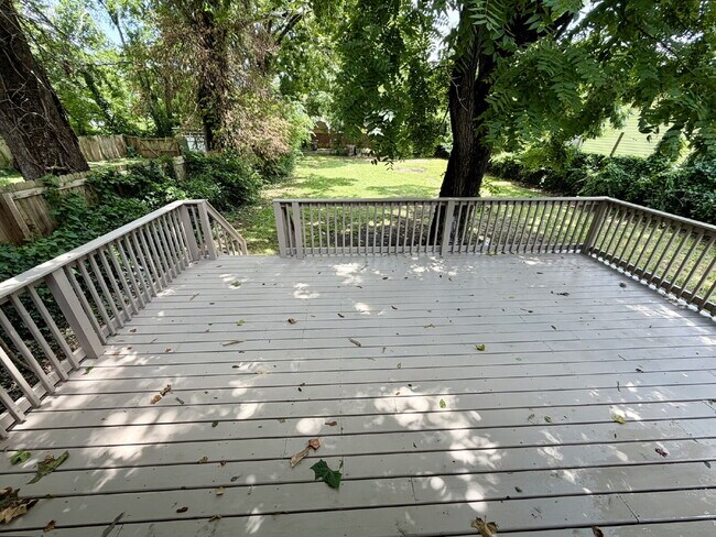 Building Photo - Newly Remodeled 2BR/2BA East Nashville Home with Covered Front Porch, Huge Deck, Spacious Backyar...
