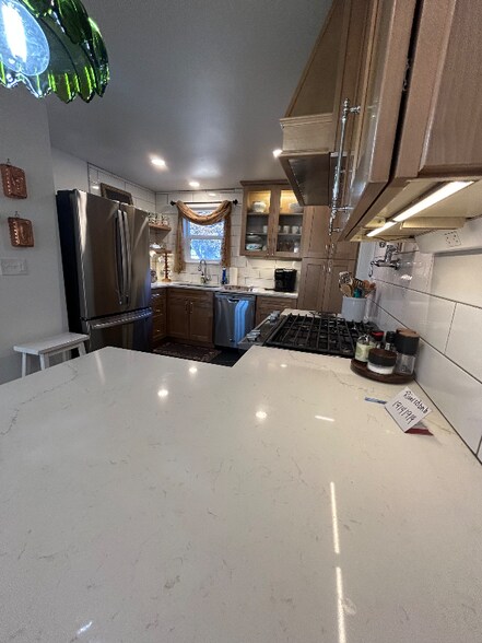 Building Photo - 44 N H St