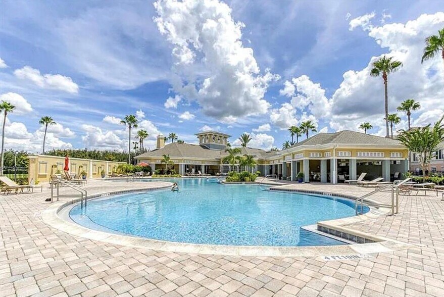 Building Photo - 11564 Mizzon Dr