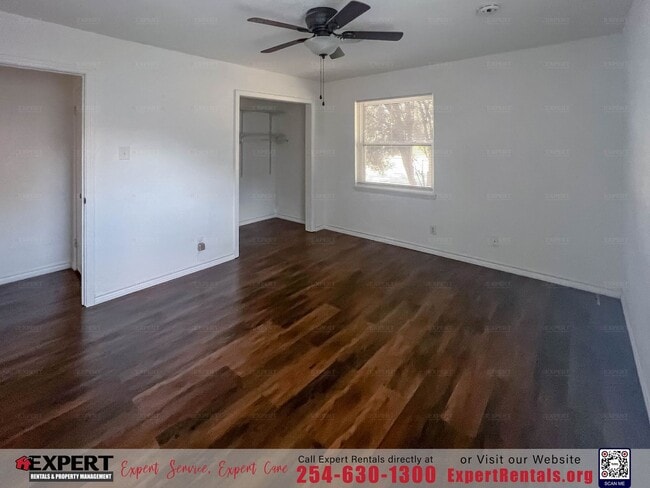 Building Photo - Comfortable Living and Easy Access!