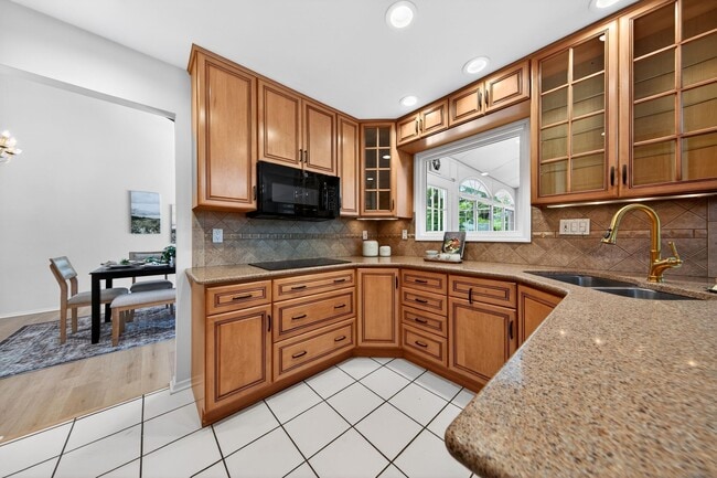 Building Photo - 2019 Cedarmill Dr