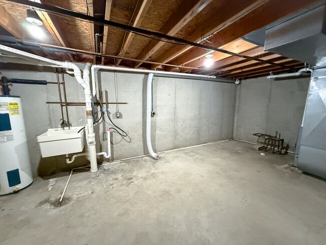 Building Photo - 4526 Speros Ln